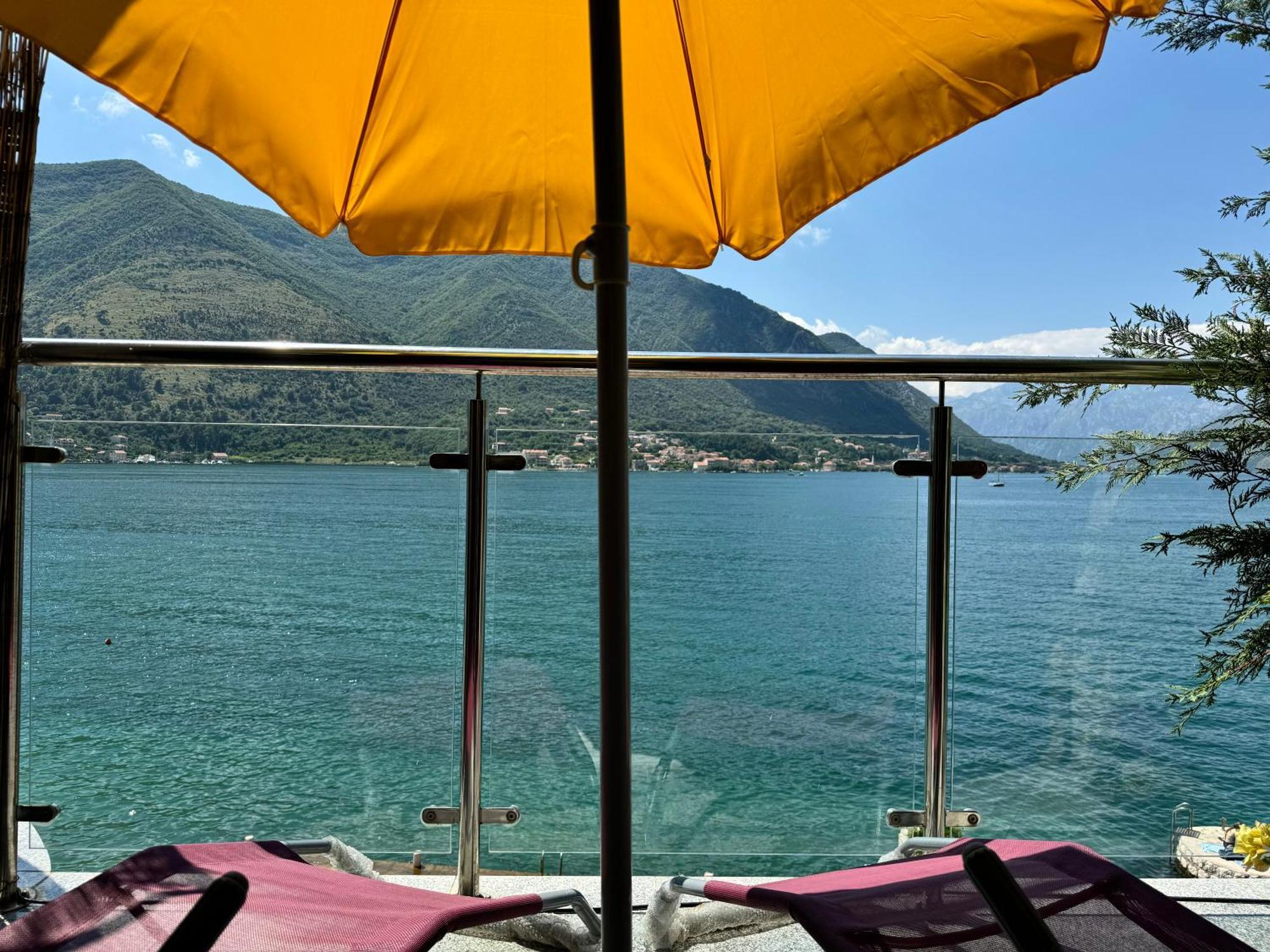 Aparthotel Maxim Kotor Extérieur photo